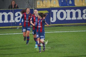 Villarreal 0 - 2 Levante