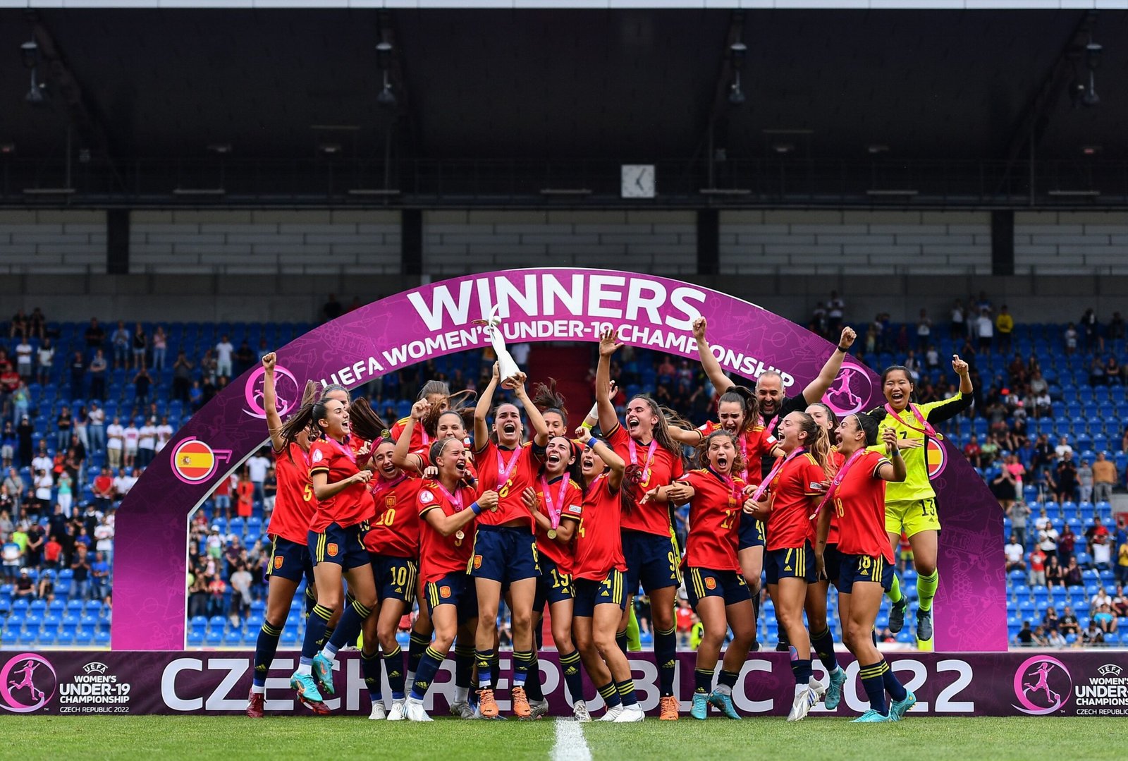 La Sub-19