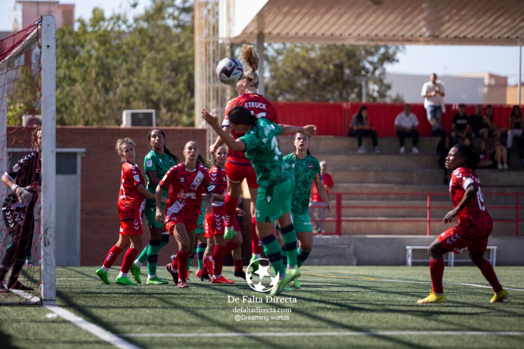 Levante las Planas - Levante UD