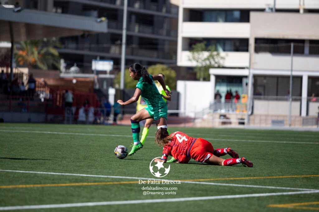 Levante las Planas - Levante UD