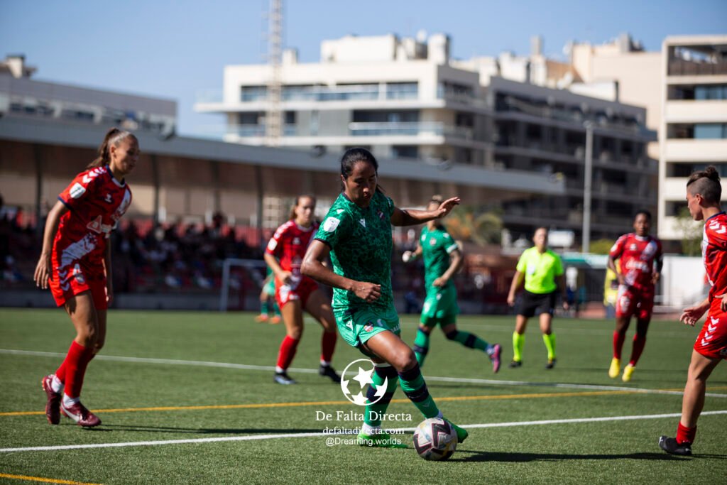 Levante las Planas - Levante UD