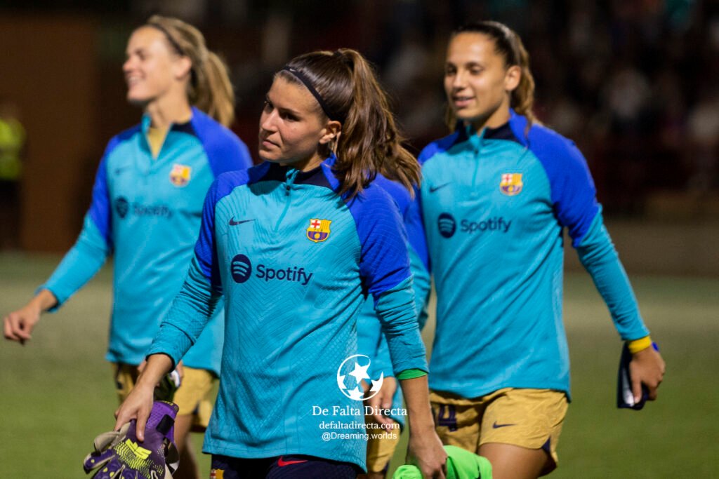 Galería del encuentro entre Levante Las Planas - FC Barcelona