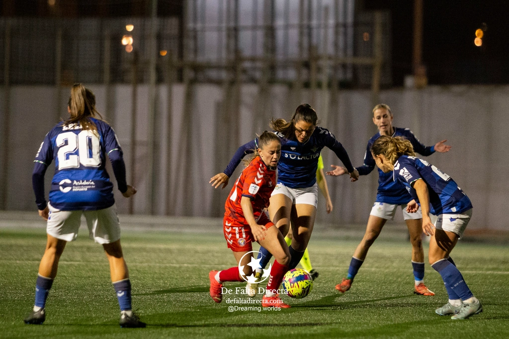 Levante las Planas - Betis dreaming Worlds