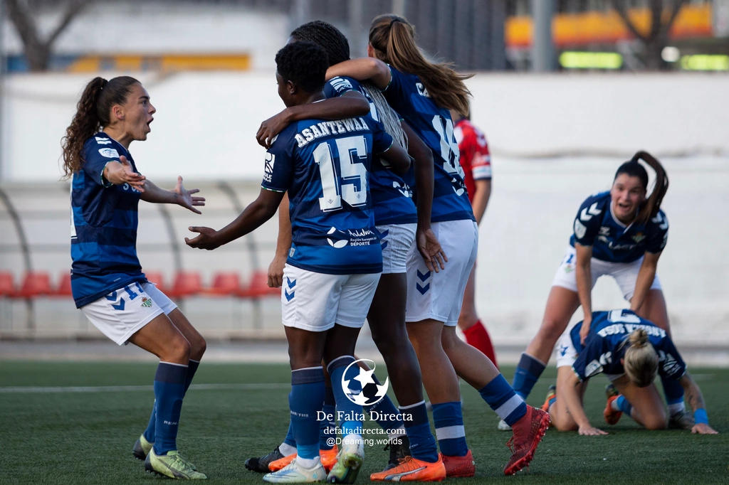 Levante las Planas - Betis dreaming Worlds