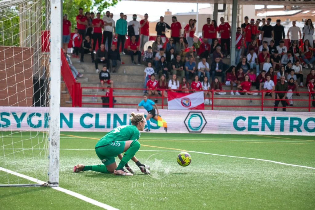 Levante las Planas 0 - 1 Athletic 