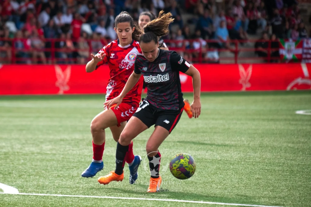 Levante las Planas 0 - 1 Athletic 