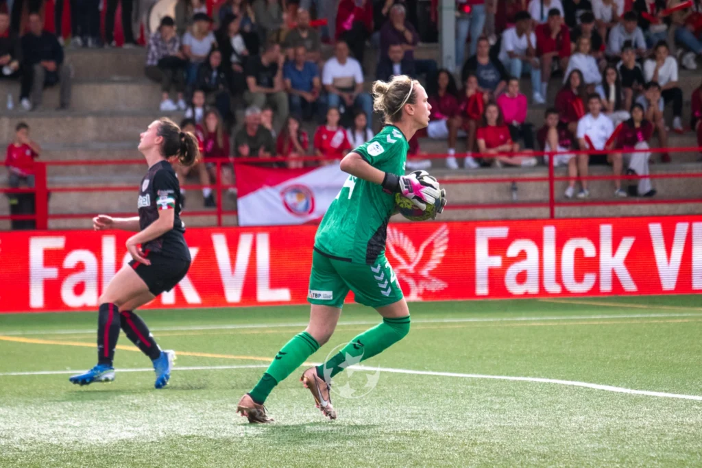 Levante las Planas 0 - 1 Athletic 
