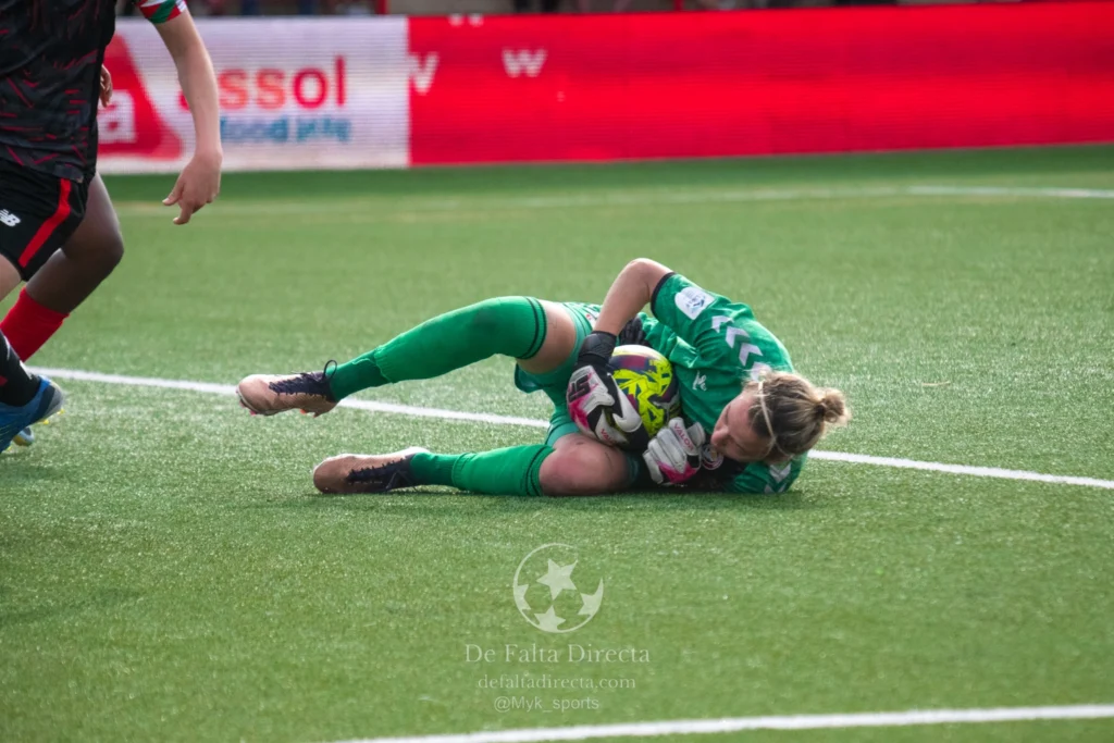 Levante las Planas 0 - 1 Athletic 