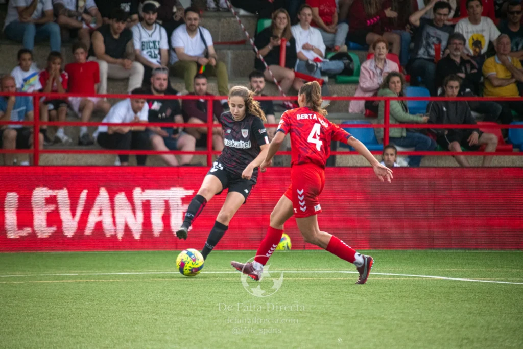 Levante las Planas 0 - 1 Athletic 