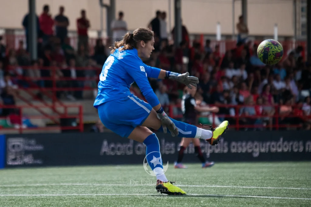 Levante las Planas 0 - 1 Athletic 