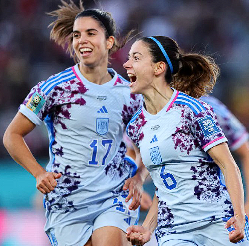 Directas a cuartos de final con España 5 - 1 a Suiza