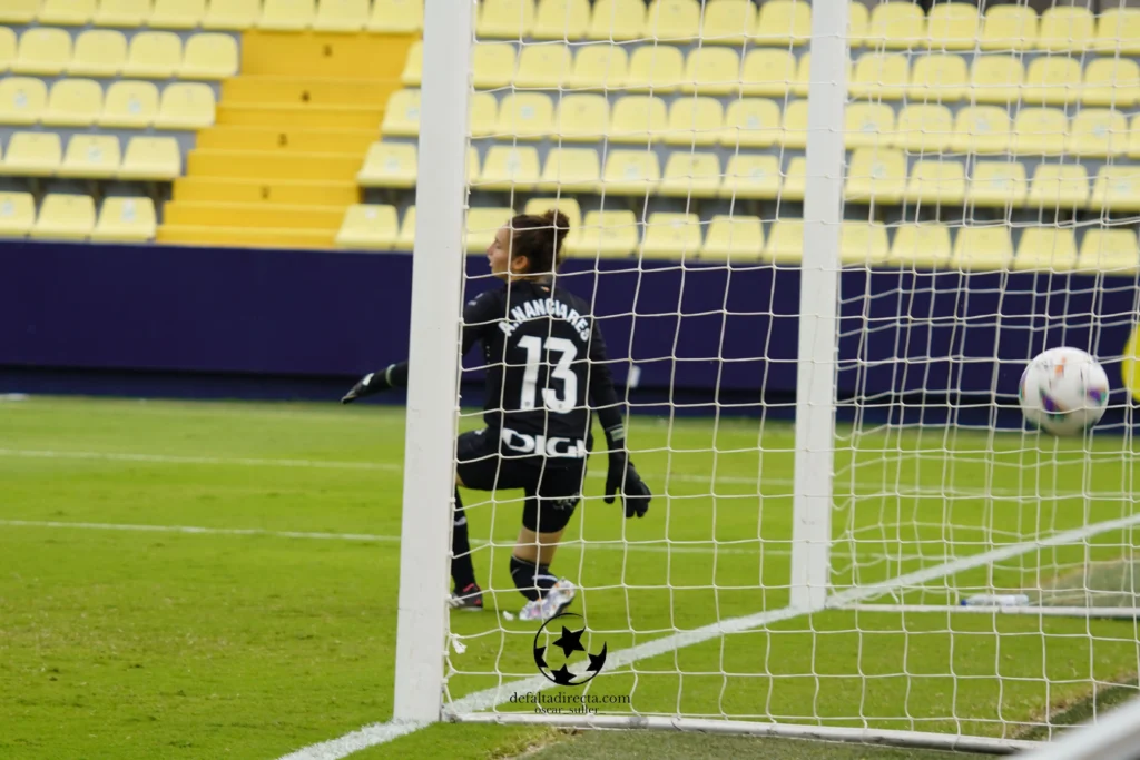 Villarreal 3 - 0 Ahtletic club