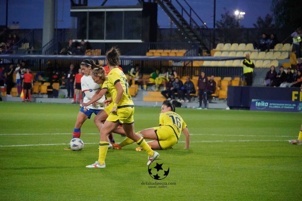 Villarreal CF 0 - 6 FC Barcelona 