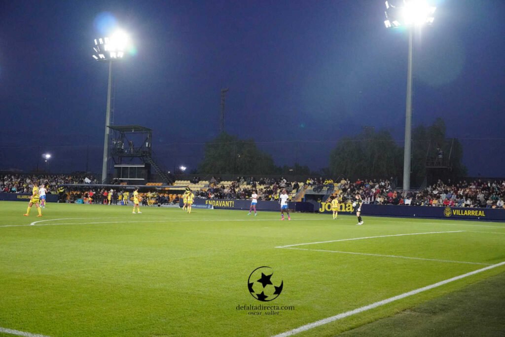 Villarreal CF 0 - 6 FC Barcelona 