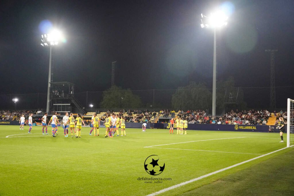 Villarreal CF 0 - 6 FC Barcelona 