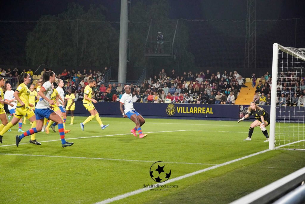 Villarreal CF 0 - 6 FC Barcelona 