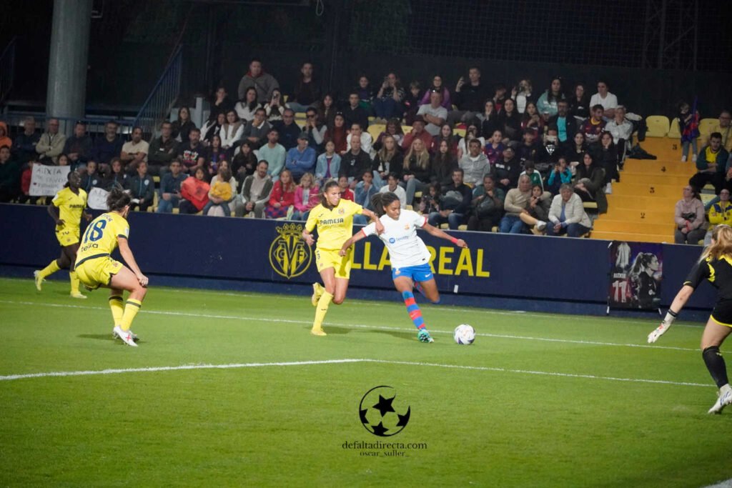 Villarreal CF 0 - 6 FC Barcelona 