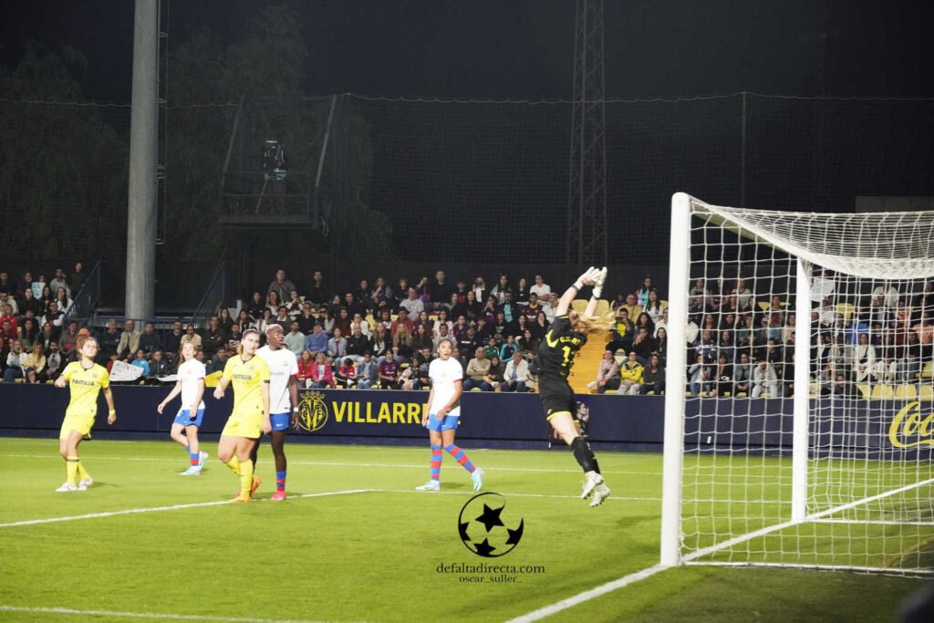 Villarreal CF 0 - 6 FC Barcelona 