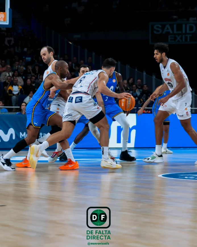 Estudiantes - Obradoiro con el resultado de 77 a 79