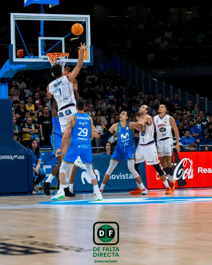 Estudiantes - Obradoiro con el resultado de 77 a 79
