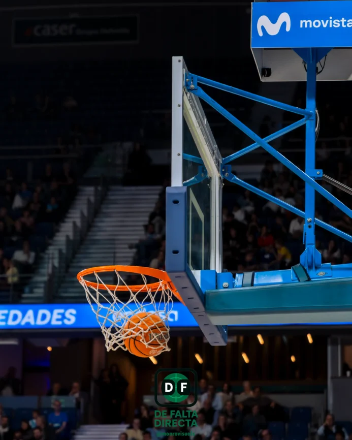 Estudiantes - Obradoiro con el resultado de 77 a 79