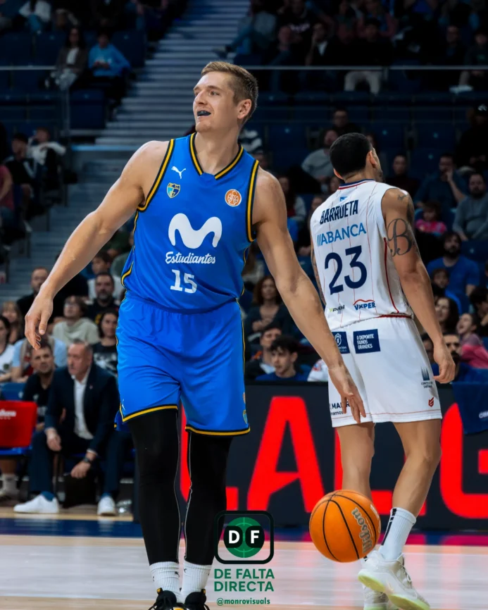 Estudiantes - Obradoiro con el resultado de 77 a 79