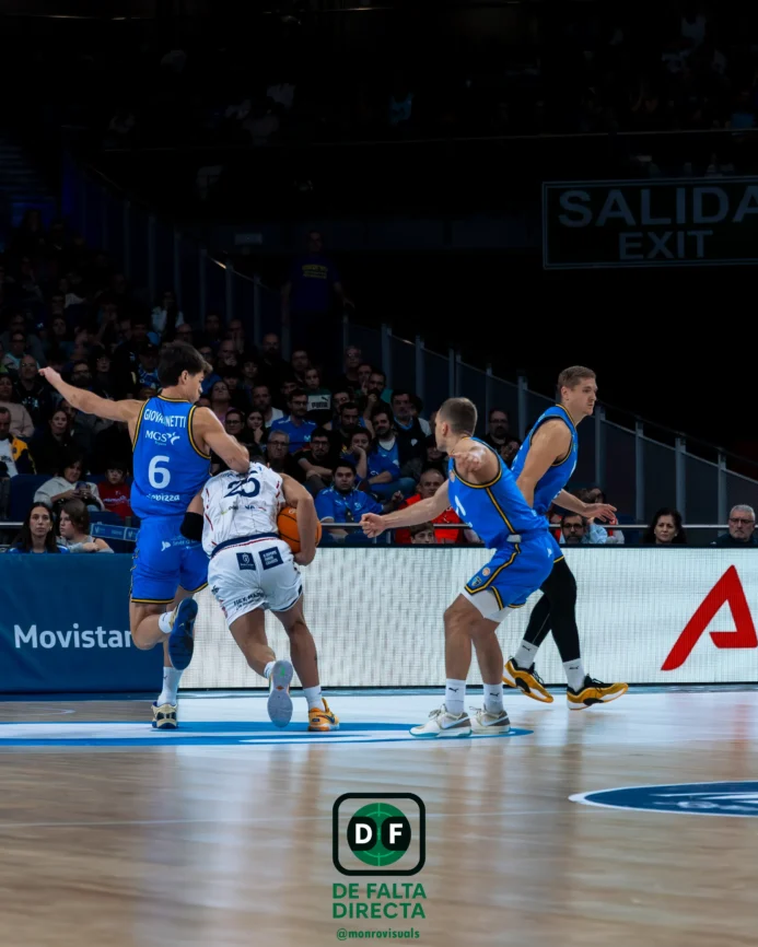 Estudiantes - Obradoiro con el resultado de 77 a 79
