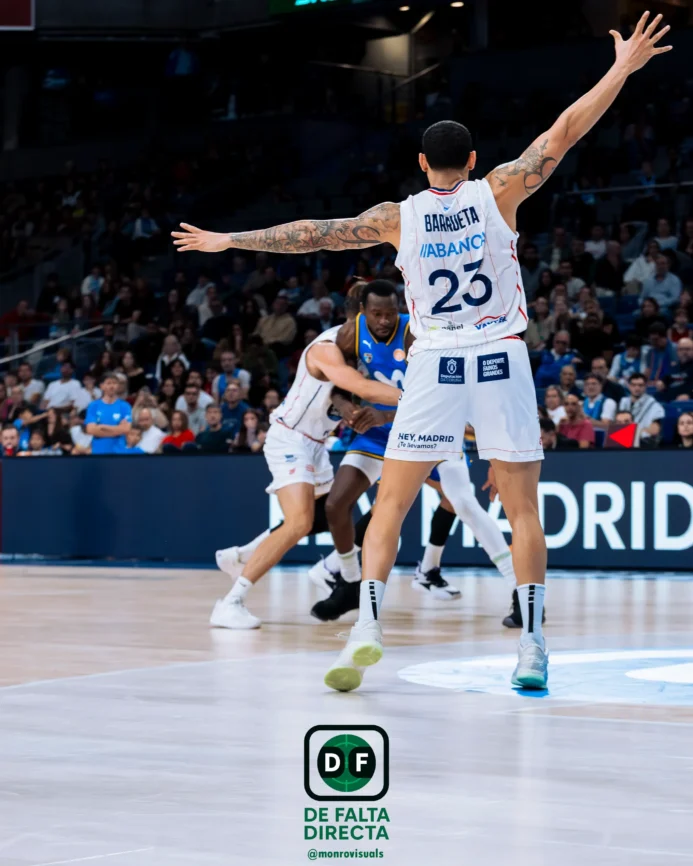 Estudiantes - Obradoiro con el resultado de 77 a 79