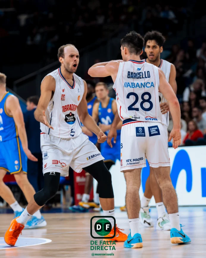 Estudiantes - Obradoiro con el resultado de 77 a 79