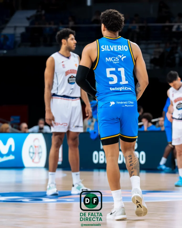 Estudiantes - Obradoiro con el resultado de 77 a 79