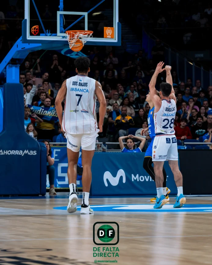 Estudiantes - Obradoiro con el resultado de 77 a 79