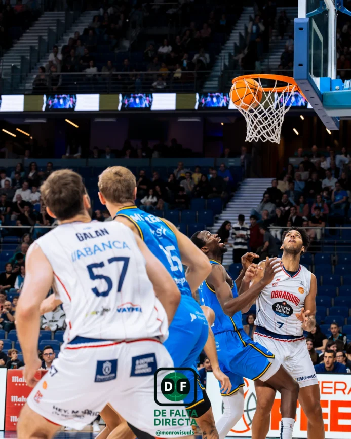 Estudiantes - Obradoiro con el resultado de 77 a 79