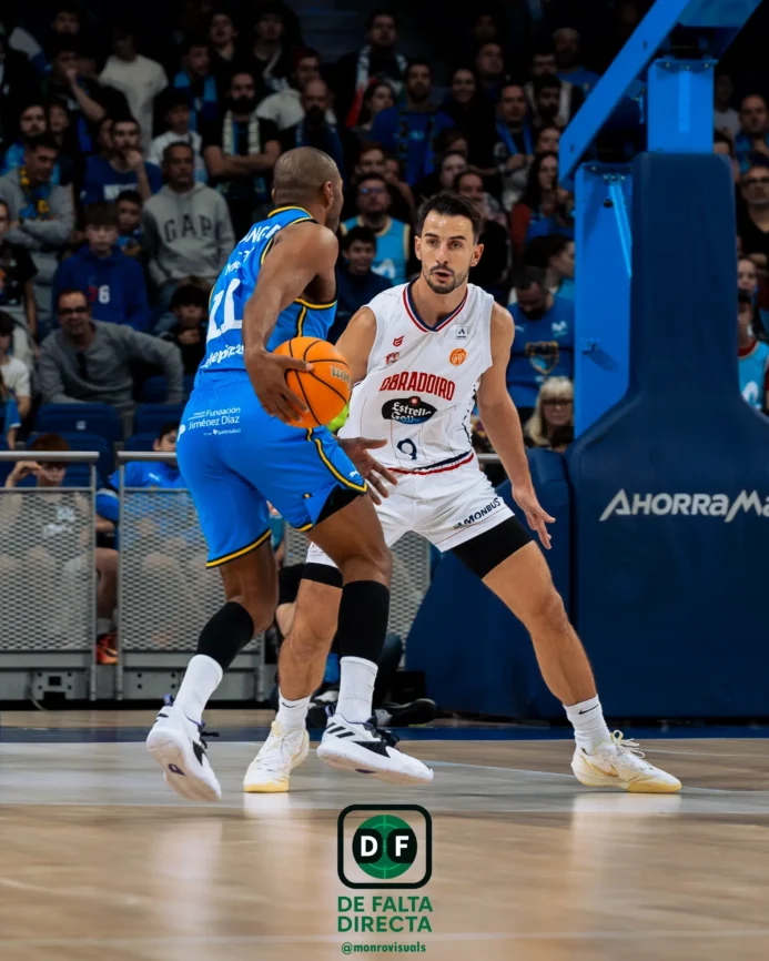 Estudiantes - Obradoiro con el resultado de 77 a 79