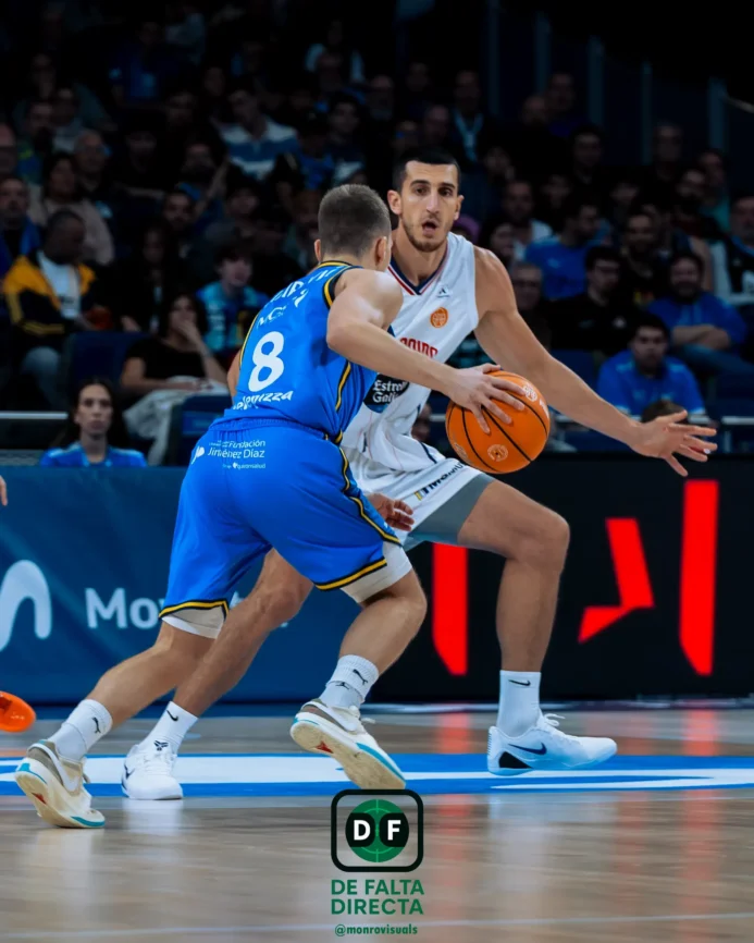 Estudiantes - Obradoiro con el resultado de 77 a 79