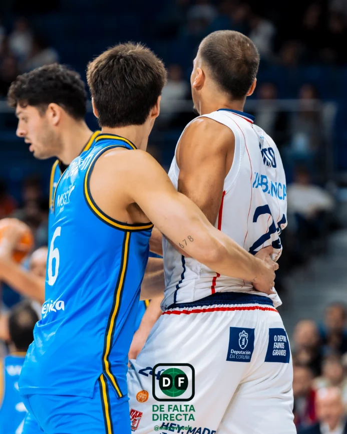 Estudiantes - Obradoiro con el resultado de 77 a 79