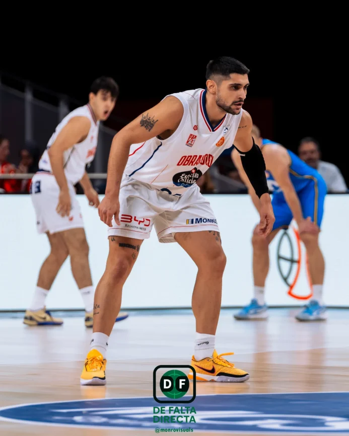 Estudiantes - Obradoiro con el resultado de 77 a 79