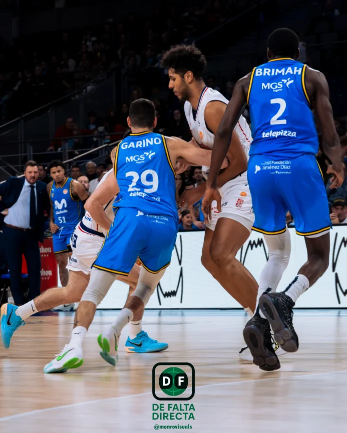 Estudiantes - Obradoiro con el resultado de 77 a 79