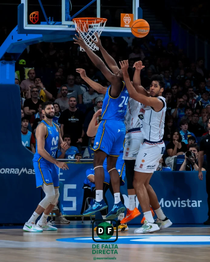 Estudiantes - Obradoiro con el resultado de 77 a 79