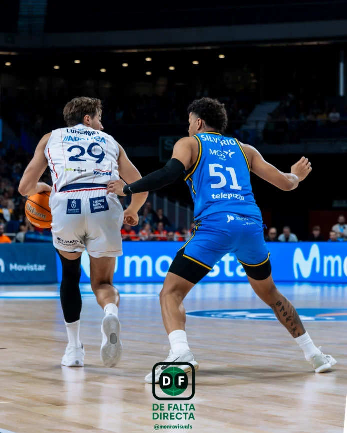Estudiantes - Obradoiro con el resultado de 77 a 79