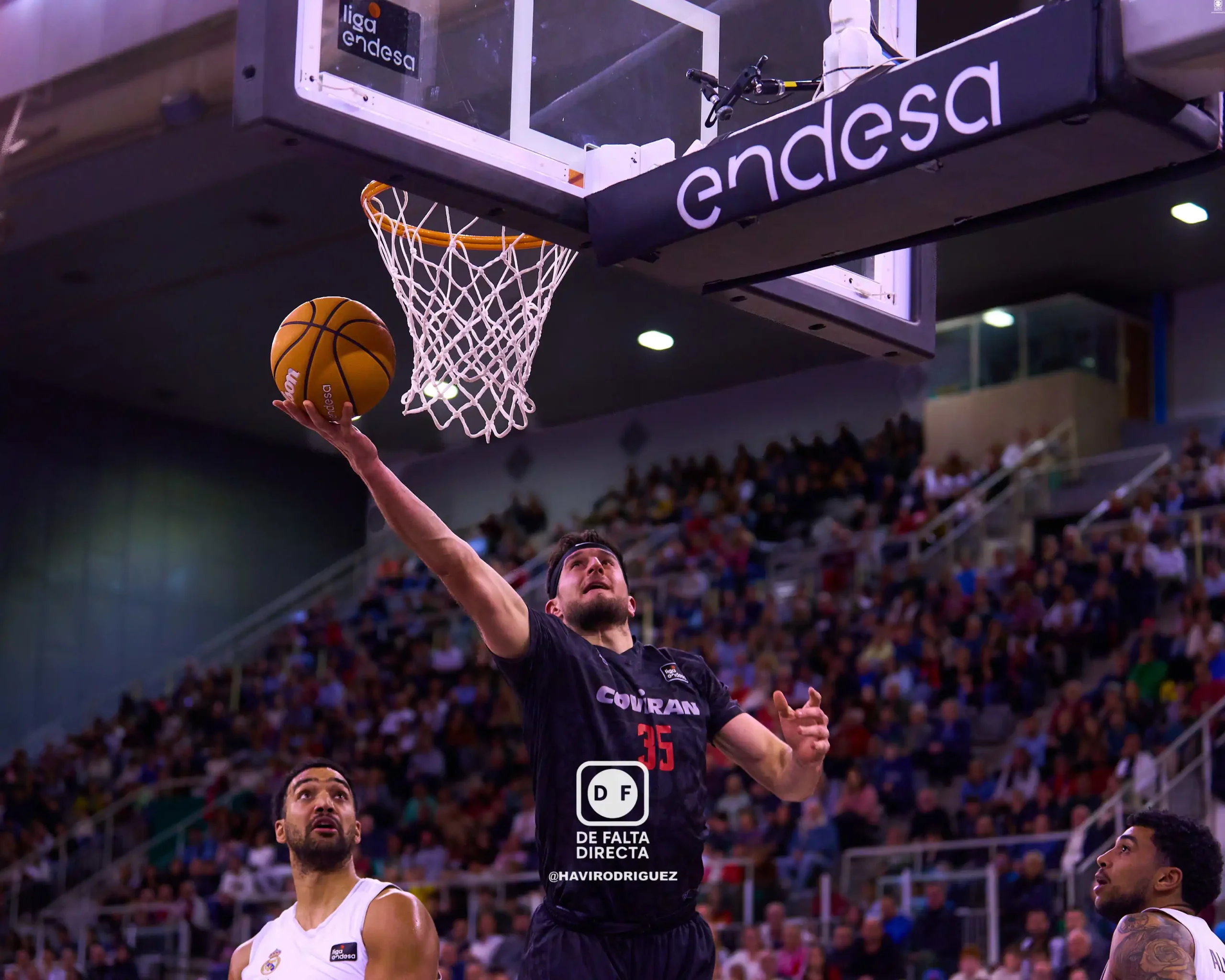 Coviran Granada 81 - 79 Real Madrid