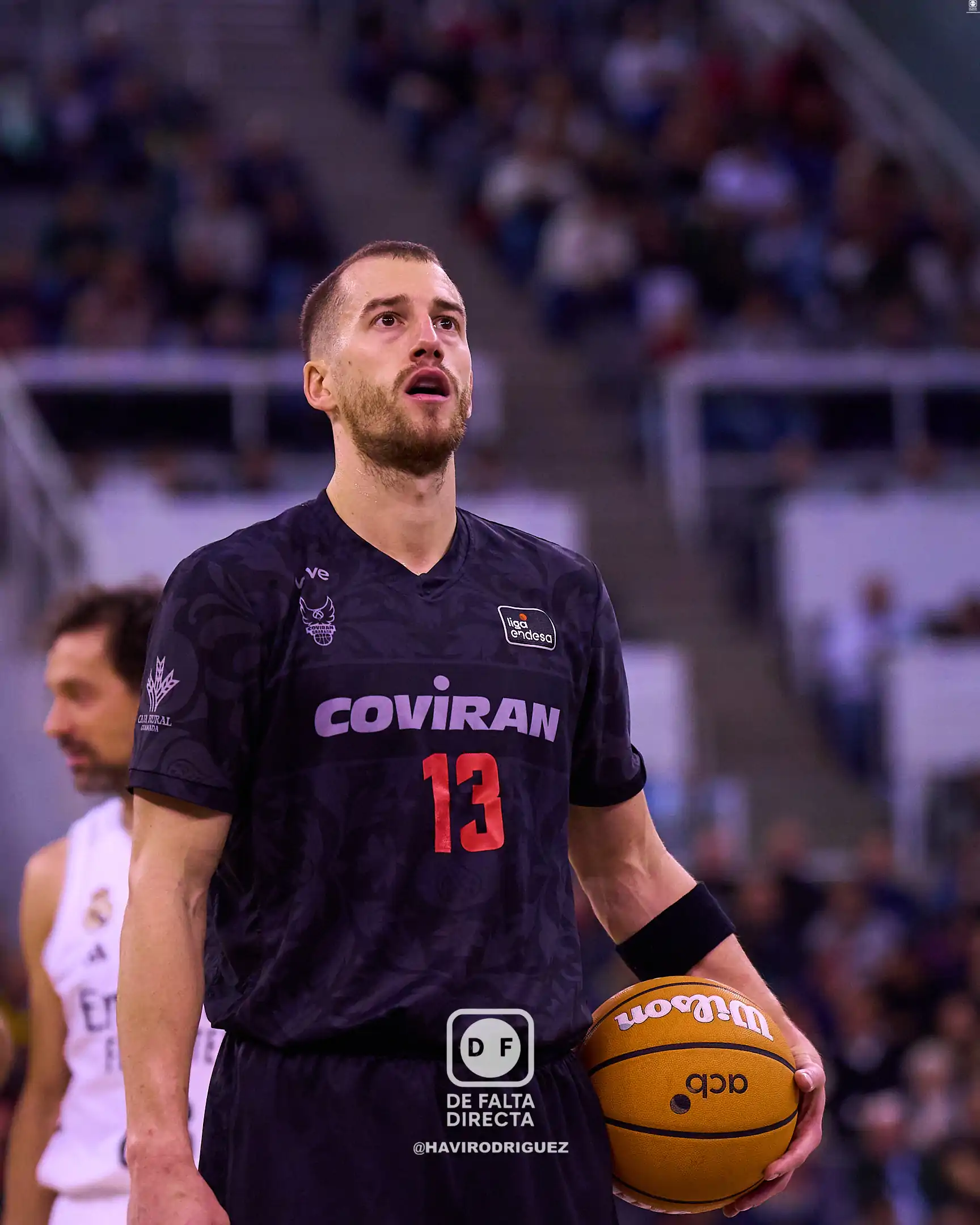 Coviran Granada 81 - 79 Real Madrid