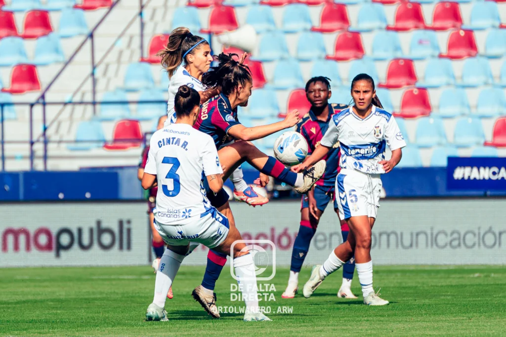 Levante Unión Deportiva 2-4 Costa Adeje Tenerife