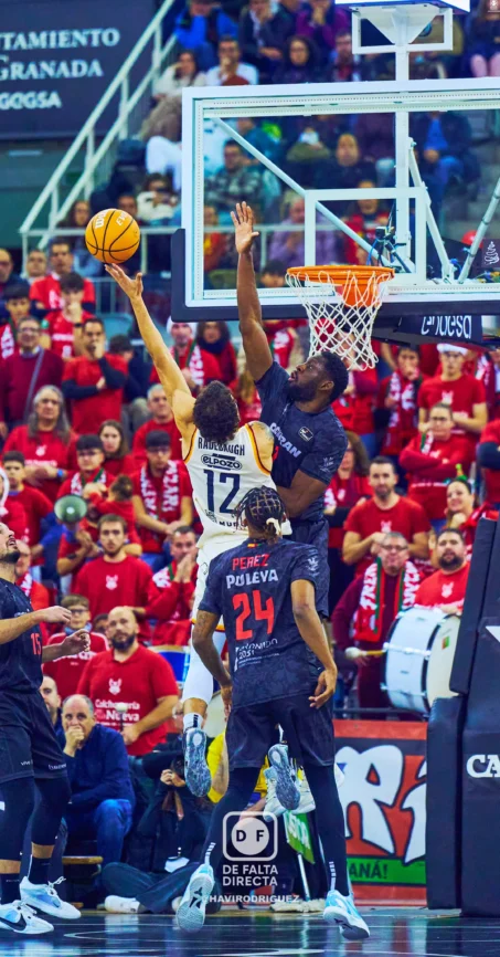 Coviran Granada 79 - 86 UCAM Murcia