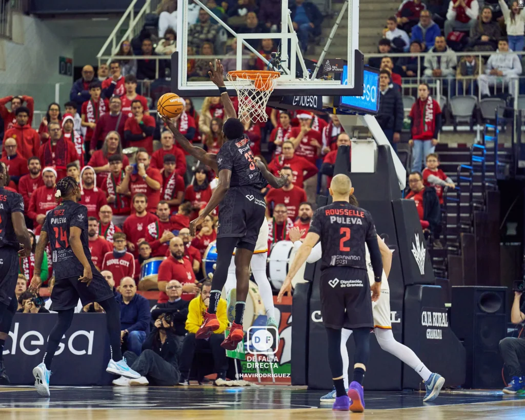 Coviran Granada 79 - 86 UCAM Murcia