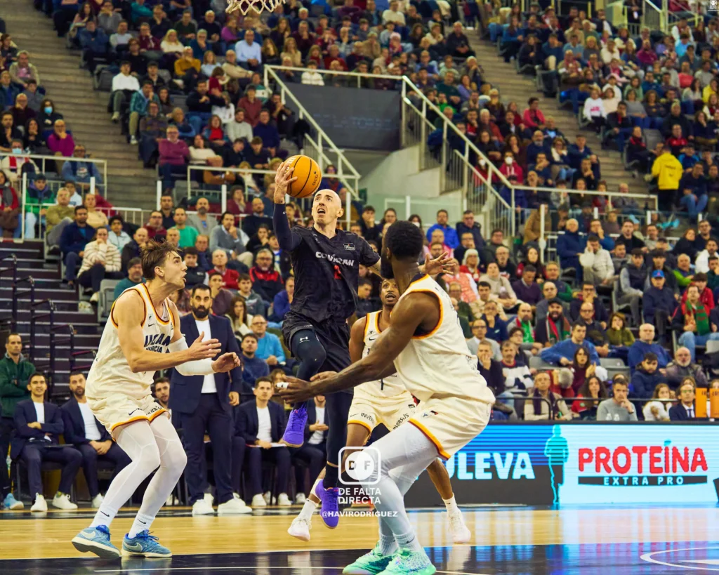 Coviran Granada 79 - 86 UCAM Murcia