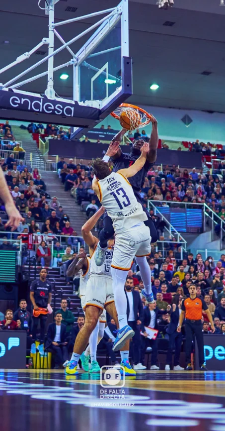 Coviran Granada 79 - 86 UCAM Murcia