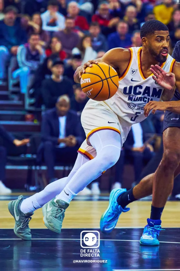 Coviran Granada 79 - 86 UCAM Murcia