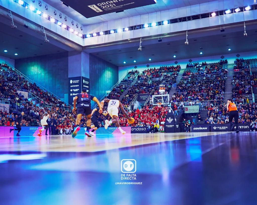 Coviran Granada 79 - 86 UCAM Murcia