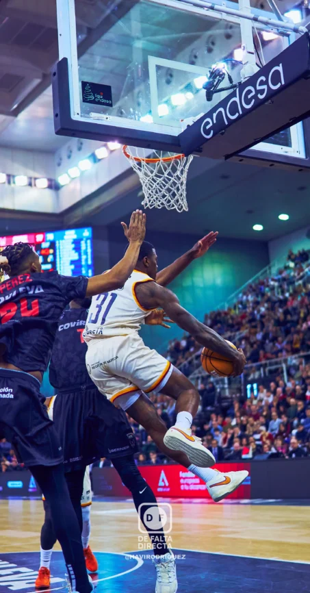 Coviran Granada 79 - 86 UCAM Murcia