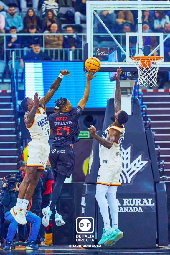 Coviran Granada 79 - 86 UCAM Murcia